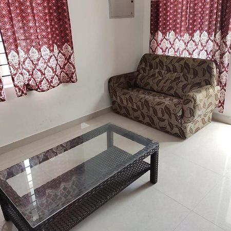 Fully Furnished 3Bhk 2 Floor Villa Angamali Exterior foto