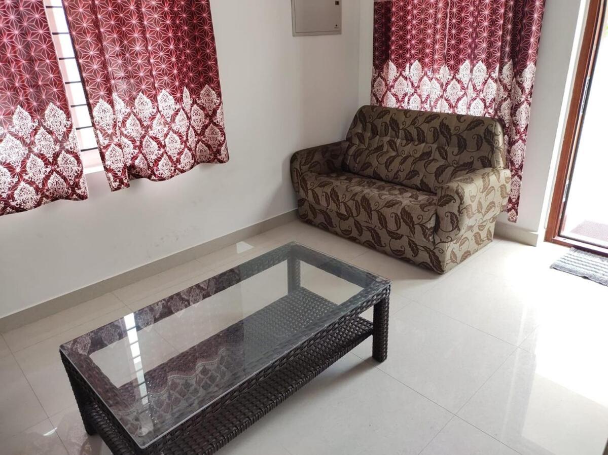 Fully Furnished 3Bhk 2 Floor Villa Angamali Exterior foto